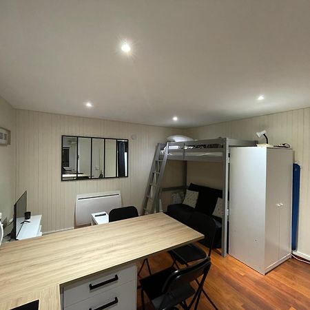 Charmant Studio En Plein Coeur De ชองเบรี ภายนอก รูปภาพ